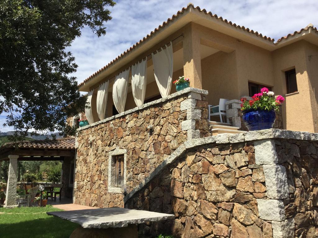 Il Giardino Di Daniela Bed & Breakfast San Teodoro  Ngoại thất bức ảnh